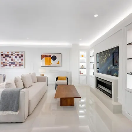 Picasso 2 Royal Апартаменти