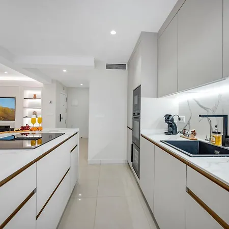 Apartment Picasso 2 Royal