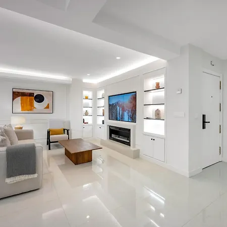 Picasso 2 Royal Apartment *