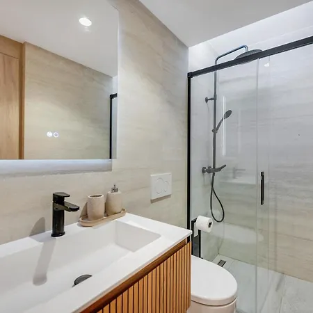 Picasso 2 Royal Апартаменти