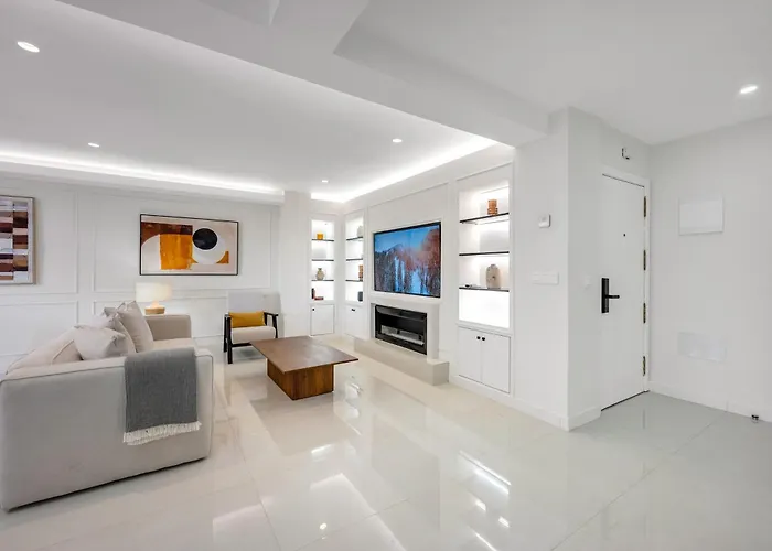 Picasso 2 Royal Апартаменты *